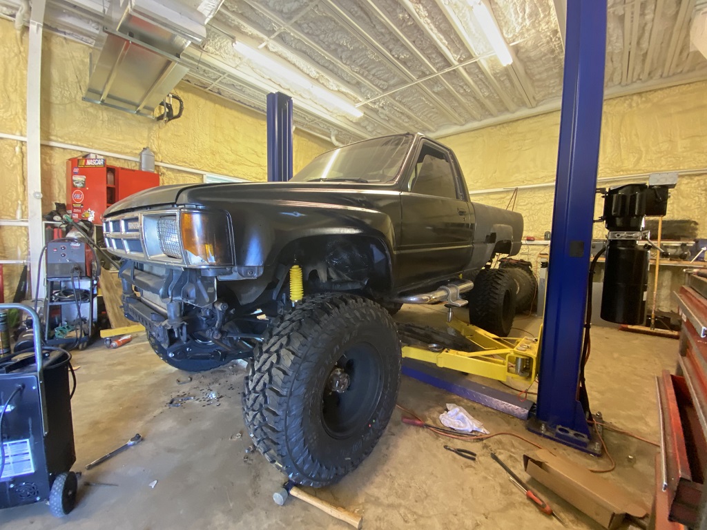 Ez Does it custom offorad shop car lift mechanic bay
